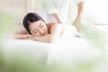 腰のマッサージ